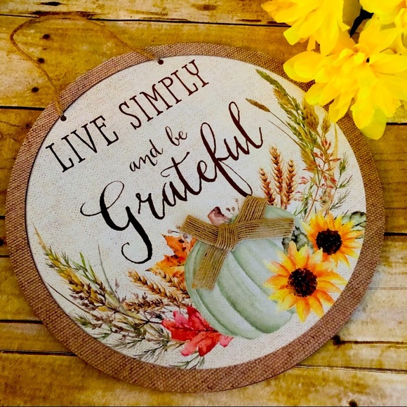 Farmhouse Live Simply and Be Grateful Sentiment Vintage Style Thanksgiving Sign - Picture 1 of 2